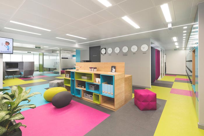 網(wǎng)絡(luò)技術(shù)公司辦公室裝修設(shè)計(jì)案例