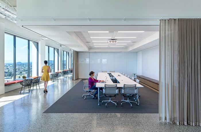 咨詢公司辦公室會議室裝修設(shè)計案例效果圖