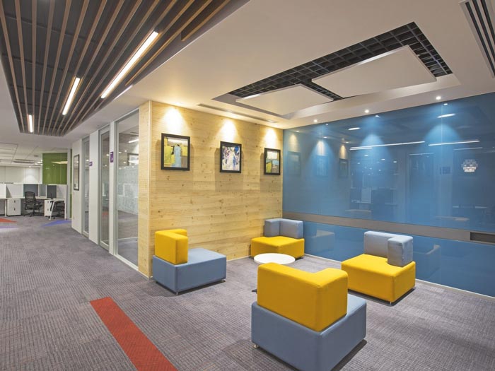 大數(shù)據(jù)服務(wù)商辦公室接待區(qū)域裝修設(shè)計(jì)案例效果圖