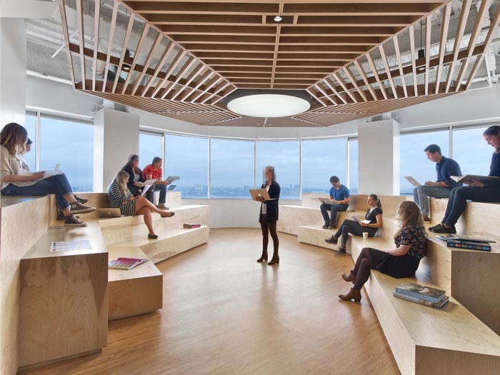 通信服務(wù)公司辦公室匯報(bào)區(qū)域裝修設(shè)計(jì)案例效果圖