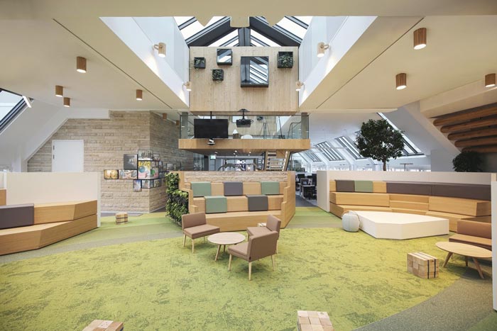 網(wǎng)絡(luò)服務(wù)公司辦公室裝修設(shè)計案例