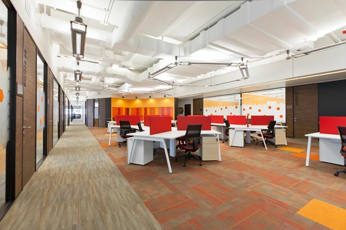 現(xiàn)代簡約辦公室動線裝修設計案例效果圖