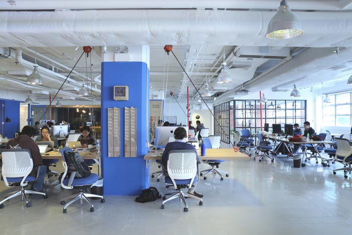 1900平方大型辦公室辦公區(qū)域裝修設(shè)計案例效果圖