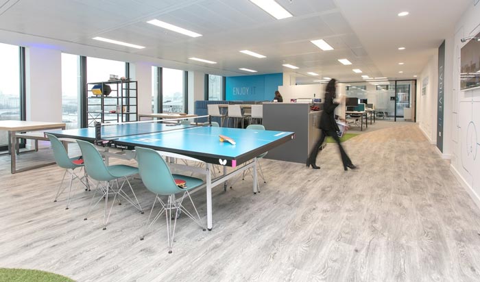 解決方案提供商辦公室裝修設(shè)計(jì)案例