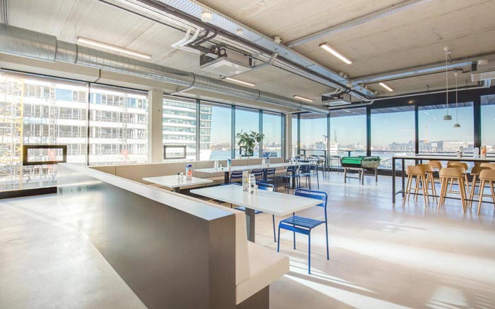 500平方廣告公司辦公室茶水間裝修實(shí)景圖