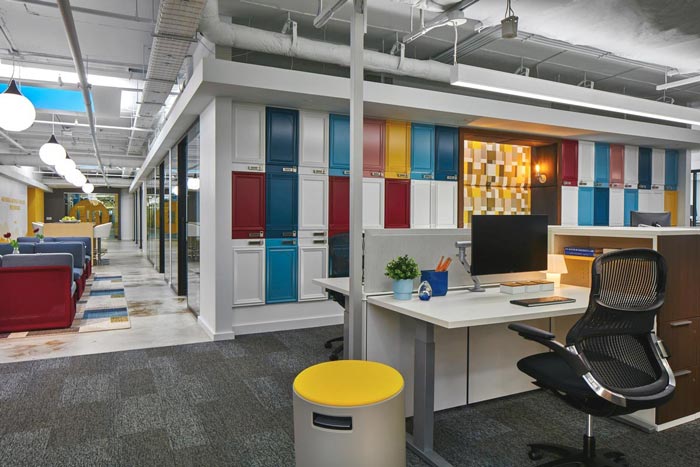 顧問公司辦公室家辦公區(qū)域裝修設(shè)計實景圖