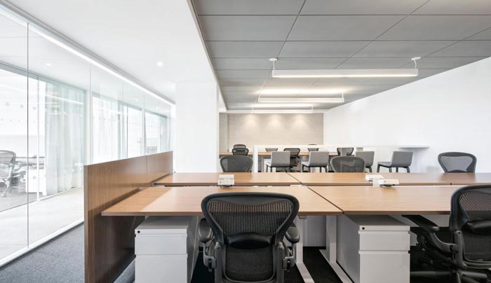 廣告代理公司辦公室辦公區(qū)裝修設(shè)計實景圖