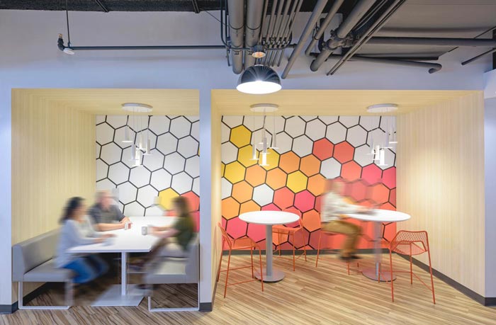 生物技術(shù)服務(wù)公司辦公室交流區(qū)域裝修設(shè)計(jì)案例效果圖