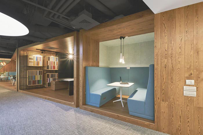 精密儀器公司辦公室交流區(qū)域裝修設(shè)計(jì)案例效果圖