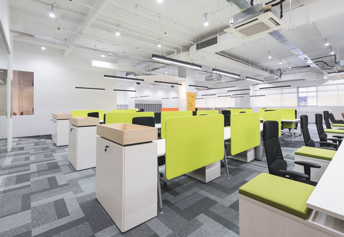 服裝公司辦公室辦公區(qū)域裝修設(shè)計案例效果圖