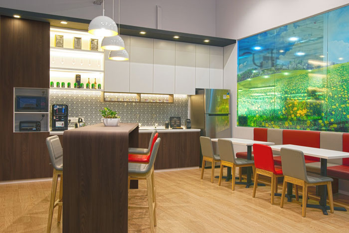 服裝公司辦公室茶水間裝修設(shè)計案例效果圖