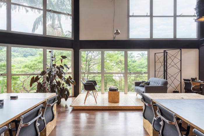 loft風(fēng)格電影公司辦公室裝修設(shè)計案例