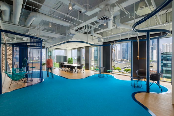 旅游服務公司辦公室活動隔斷裝修設計案例效果圖