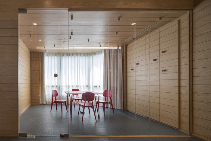 IT創(chuàng)業(yè)公司辦公室接待區(qū)裝修設計案例效果圖