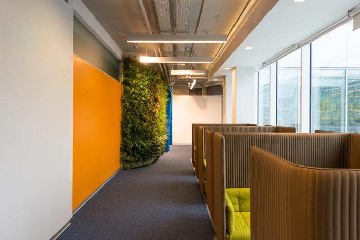 科技信息公司辦公室交流區(qū)裝修設(shè)計(jì)案例效果圖