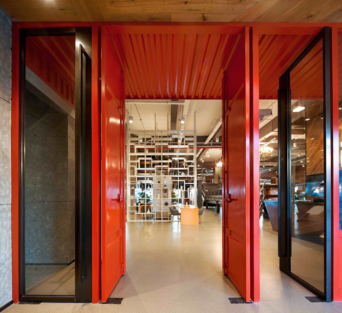 創(chuàng)客孵化中心辦公樓進(jìn)門區(qū)裝修設(shè)計(jì)效果圖