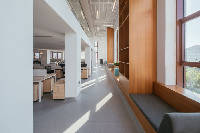 生物科技公司辦公室二樓辦公區(qū)裝修設(shè)計(jì)效果圖