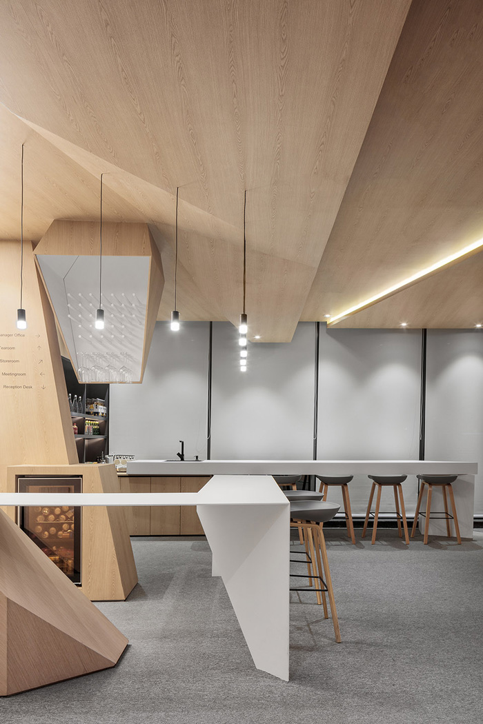 科技辦公室吧臺(tái)裝修設(shè)計(jì)效果圖