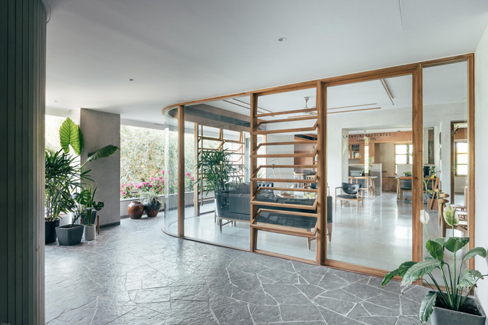 律師事務(wù)所入口過道裝修設(shè)計(jì)效果圖