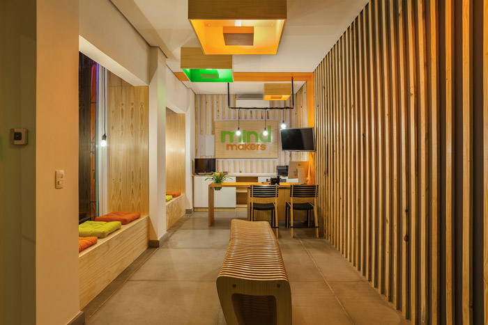 少兒編程培訓機構(gòu)裝修設(shè)計效果圖