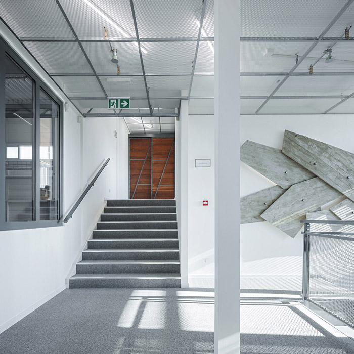 運輸公司入口裝修設(shè)計效果圖