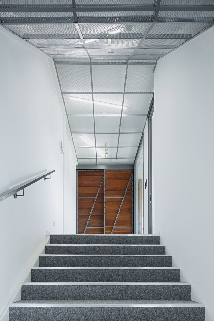 運輸公司入口裝修設(shè)計效果圖