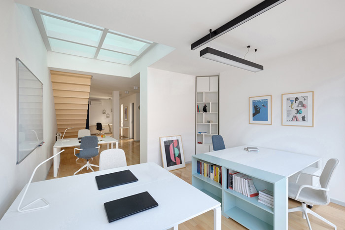 頂層工作室辦公區(qū)裝修設(shè)計(jì)效果圖