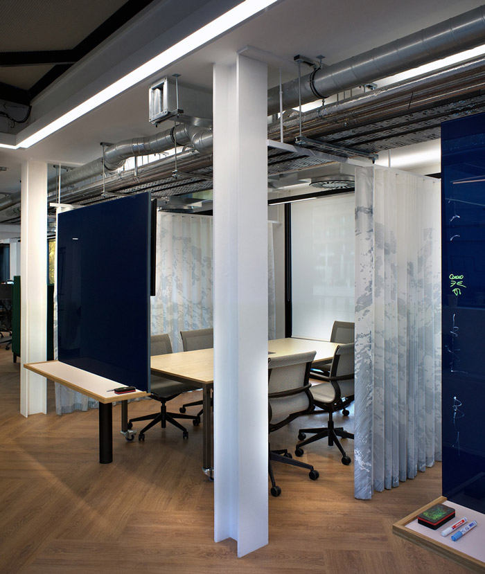 IT公司洽談區(qū)裝修設(shè)計(jì)效果圖