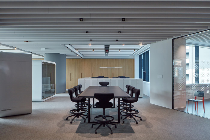 房產(chǎn)公司交流區(qū)裝修設(shè)計(jì)效果圖