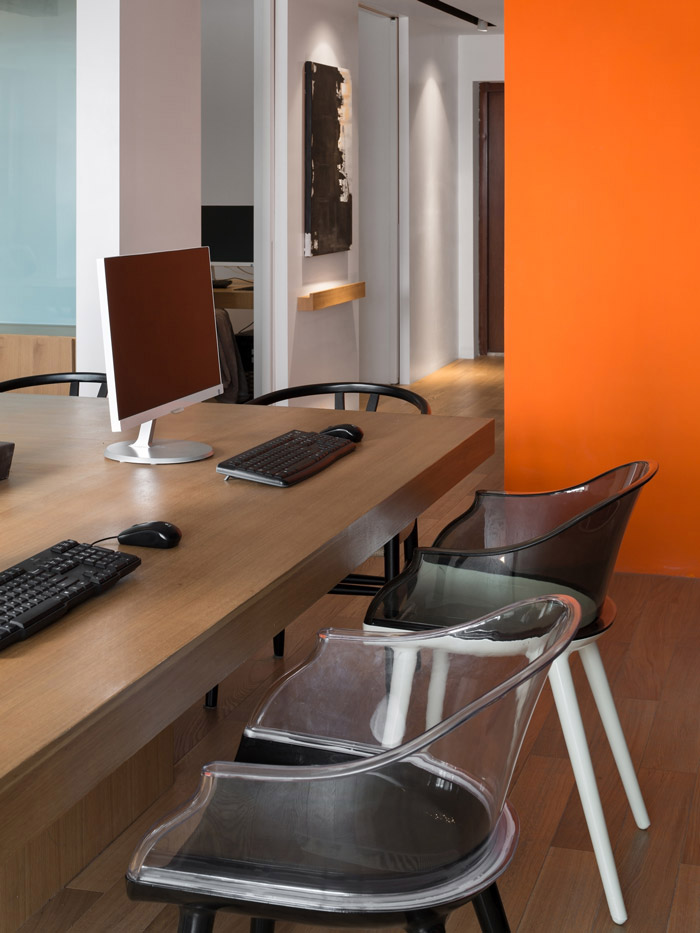 家庭式辦公室辦公區(qū)裝修設(shè)計效果圖