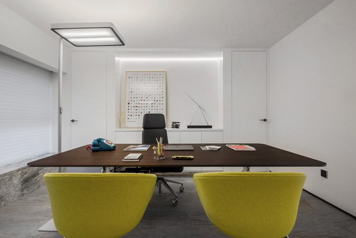 兩層辦公空間總經(jīng)理辦公室裝修設(shè)計(jì)方案