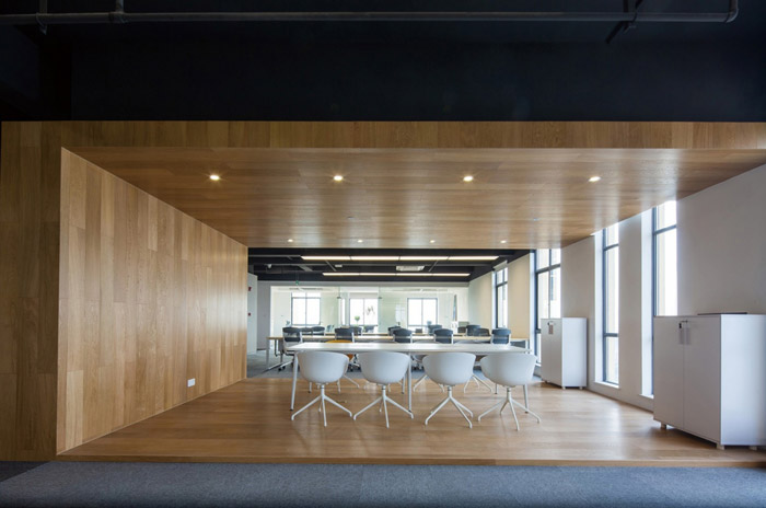 電子商務辦公室會議區(qū)裝修設計效果圖