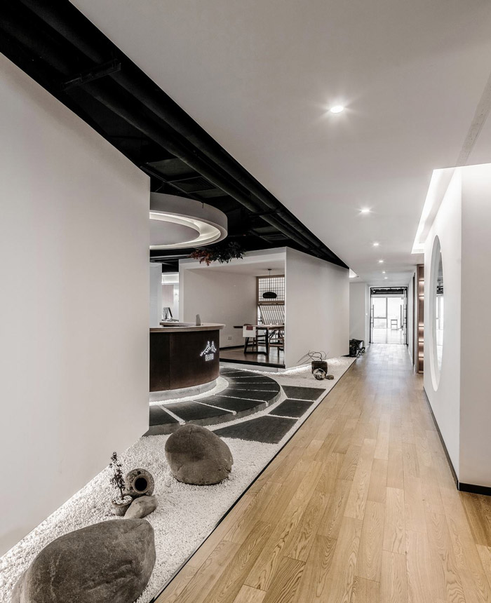 茶業(yè)公司辦公室進(jìn)門(mén)區(qū)裝修設(shè)計(jì)效果圖