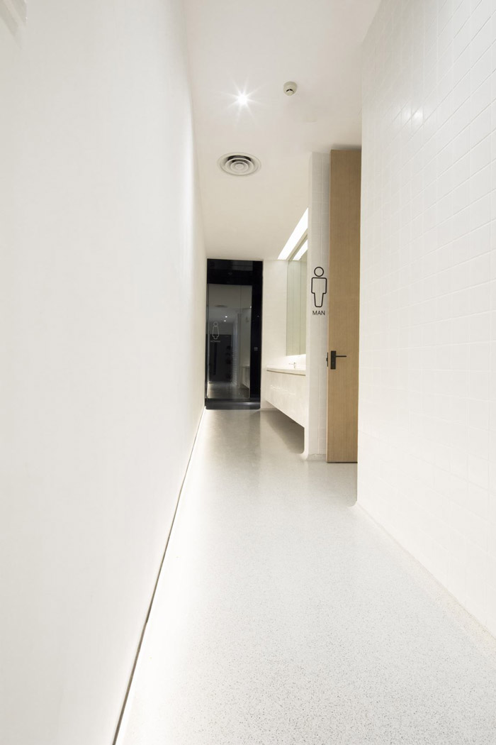 總部辦公樓衛(wèi)生間裝修效果圖