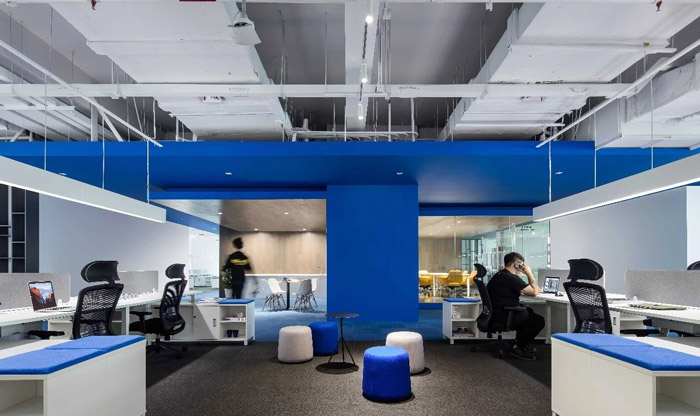 it公司辦公室辦公區(qū)設(shè)計效果圖