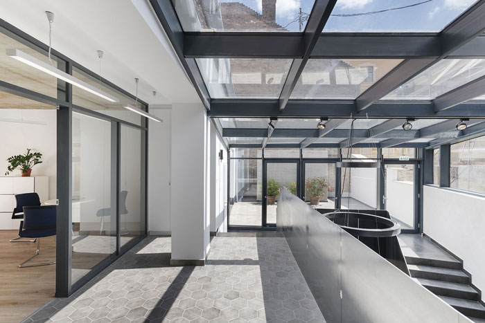 舊廠房辦公室二樓裝修設(shè)計效果圖