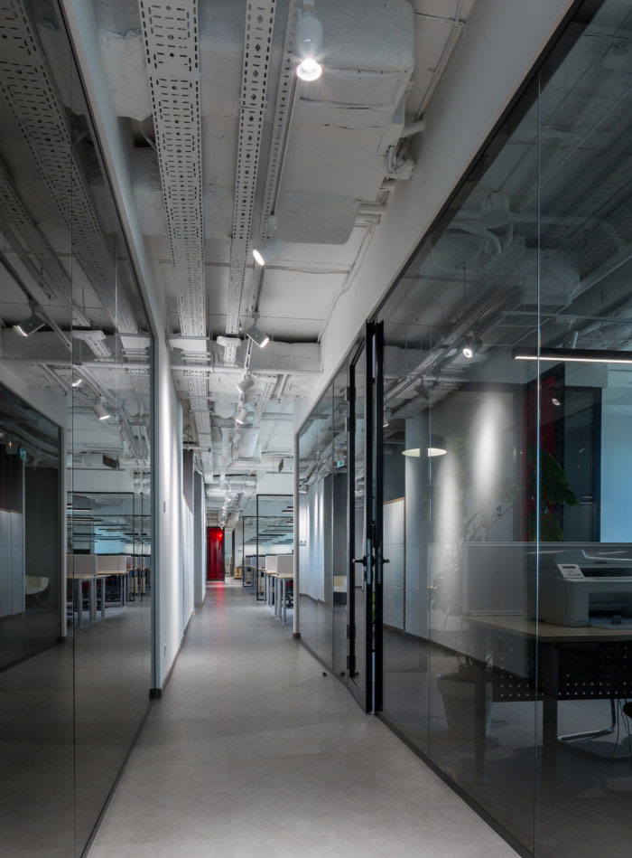 納維亞風(fēng)格辦公室過道裝修效果圖