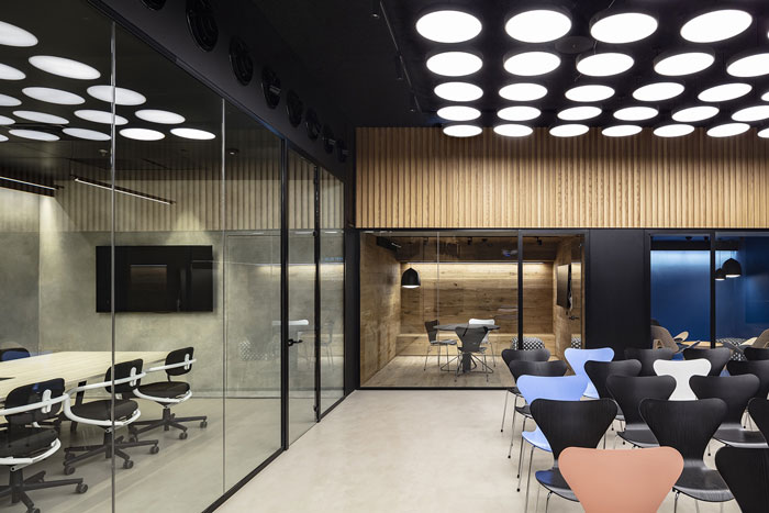 新總部辦公樓會(huì)議區(qū)裝修設(shè)計(jì)效果圖