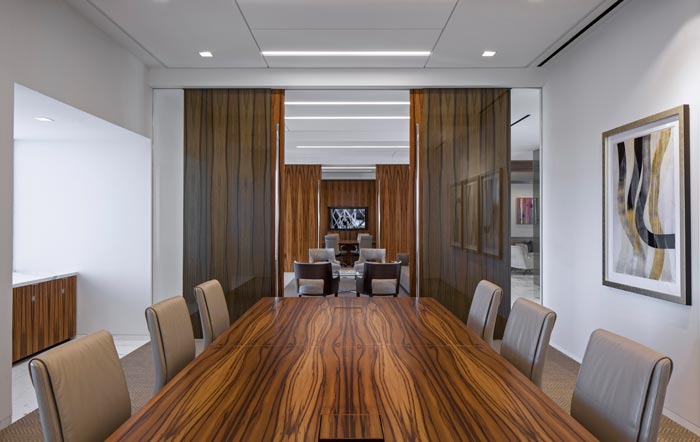 金融服務(wù)公司辦公室會(huì)議室裝修設(shè)計(jì)效果圖