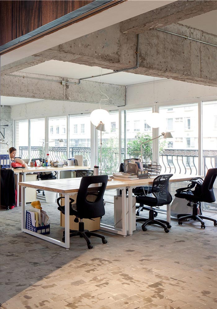 舊公寓改造辦公室辦公區(qū)裝修設計效果圖