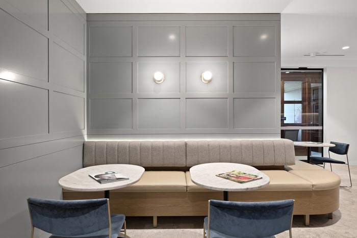 金融控股辦公室洽談區(qū)裝修設計效果圖