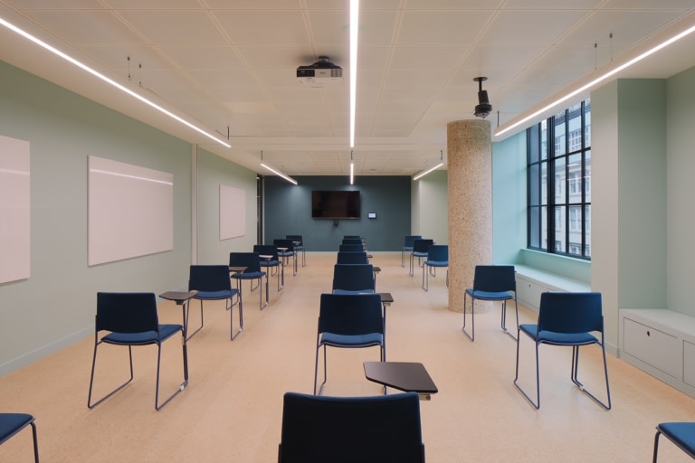 辦公室會(huì)議室1