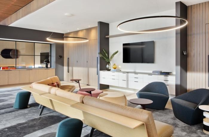 辦公室會(huì)議區(qū)